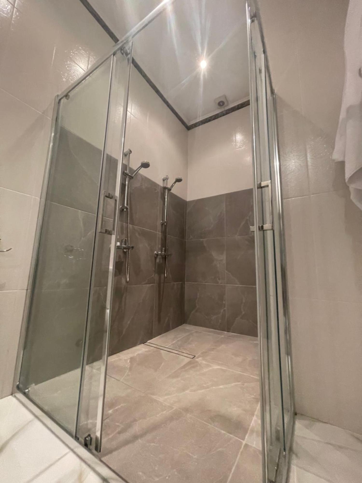 Maestro Sea - View Apartment Larnaca Dış mekan fotoğraf